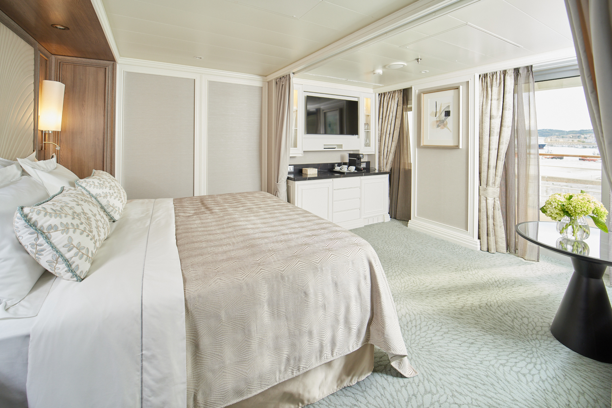 MyCruise Regent-Seven-Seas-Cruises Seven-Seas-Grandeur Kahytter Suite D,E1